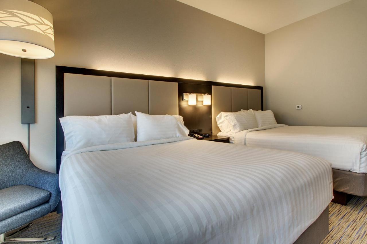 Holiday Inn Express & Suites Charleston Ne Mt Pleasant Us17 By Ihg Mount Pleasant Eksteriør billede