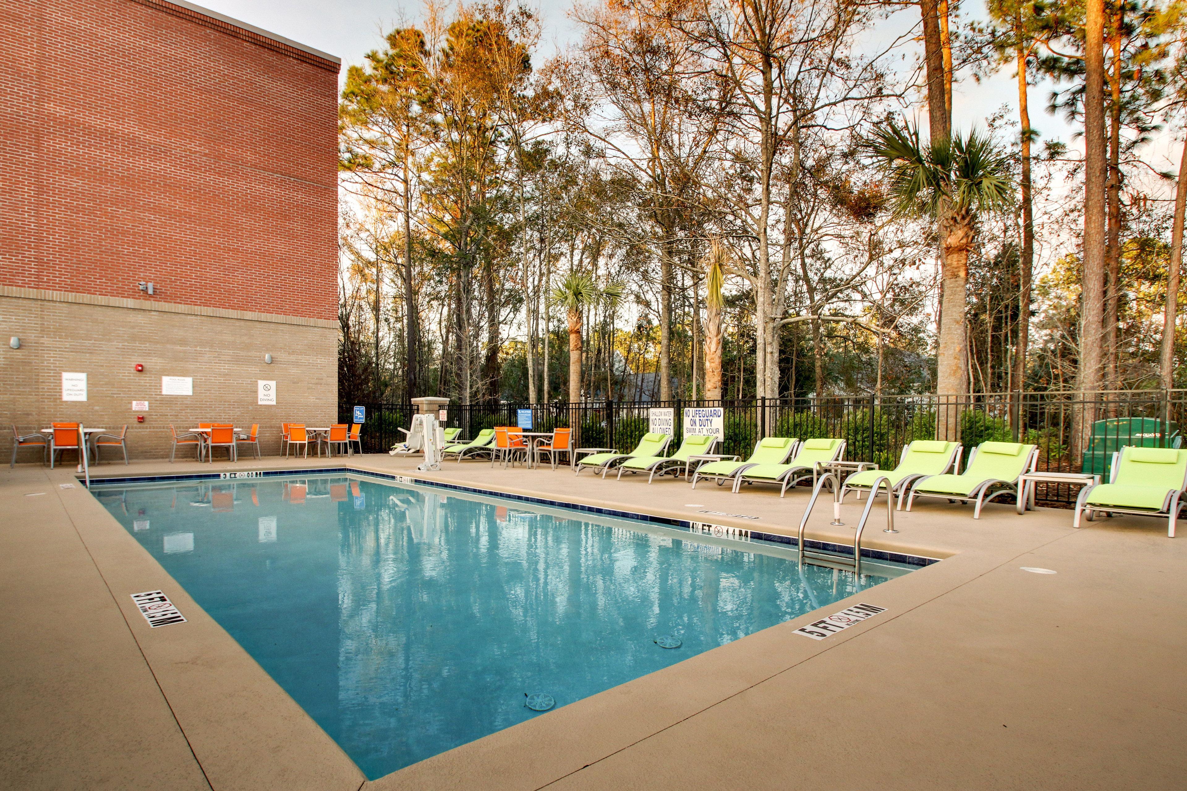 Holiday Inn Express & Suites Charleston Ne Mt Pleasant Us17 By Ihg Mount Pleasant Eksteriør billede