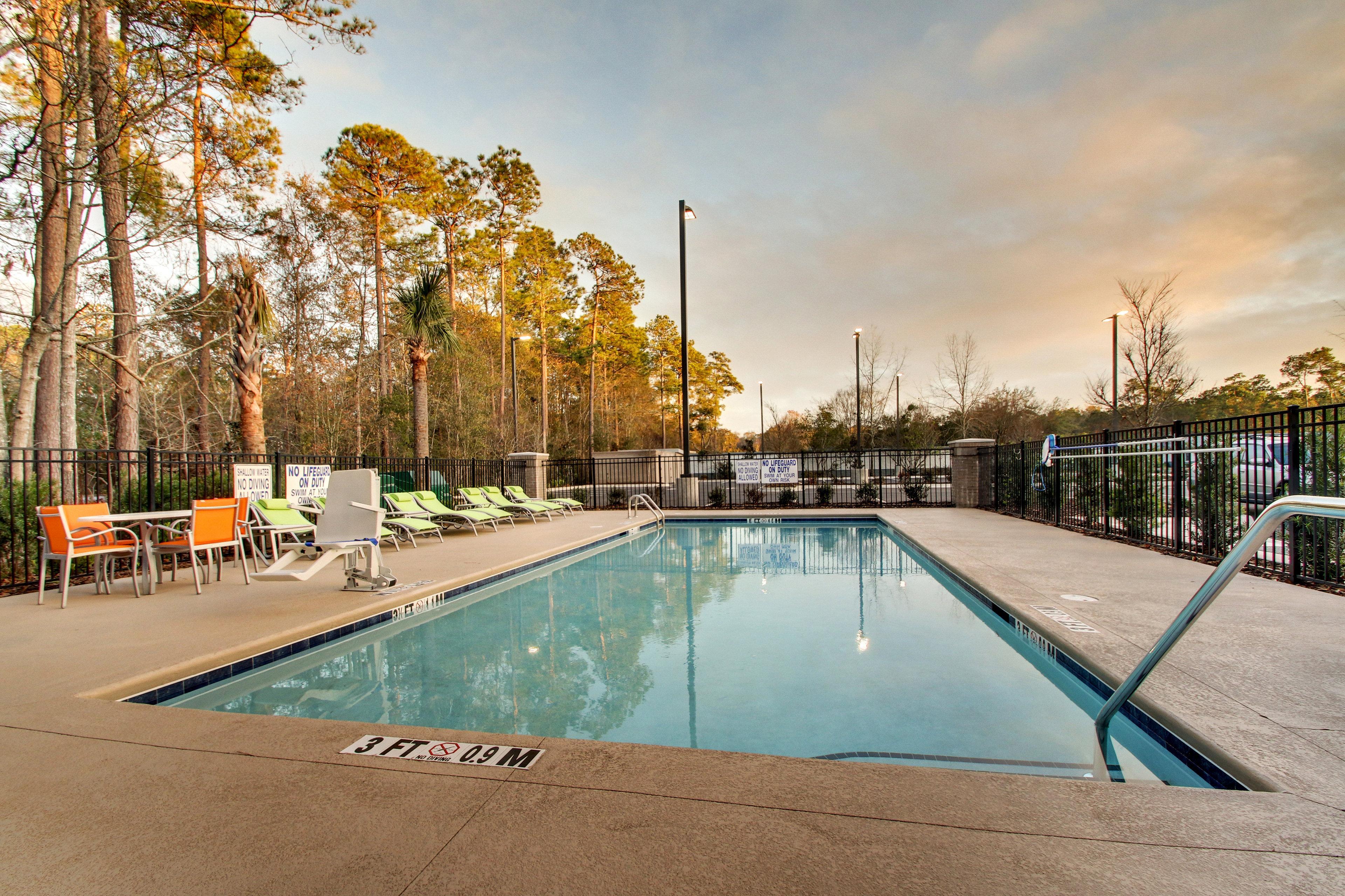 Holiday Inn Express & Suites Charleston Ne Mt Pleasant Us17 By Ihg Mount Pleasant Eksteriør billede